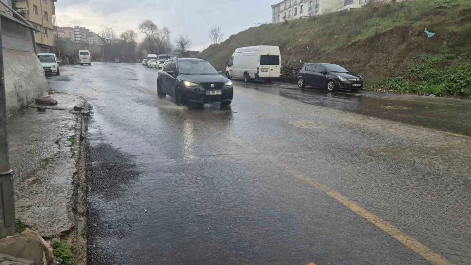 Tekirda�'da sa�anak ya��� etkili oluyor