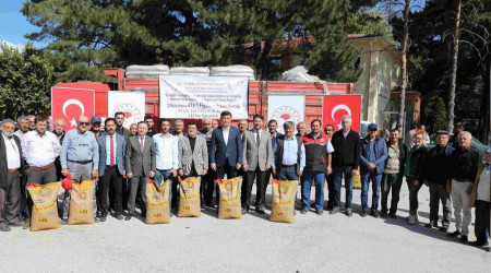 Tepebaşı çiftçisine yüzde 75 hibeli 30 ton arpa tohumu dağıtıldı