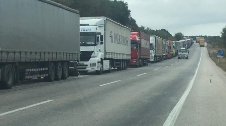 Tır kuyruğu 23 kilometre
