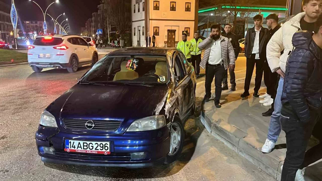 Trafiği birbirine kattı, kaçtığı kaza yerine geri geldi