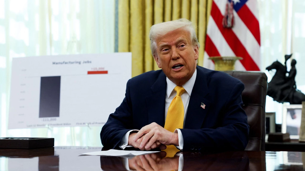 Trump bir kez daha Grönland'ı istedi