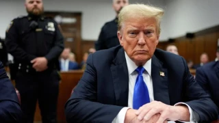 Trump d�nyaya ilan etti: Hark Adas��n� ele ge�irece�iz