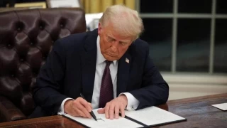 Trump'n, ran'a ynelik saldr planlarn gizlice onaylad iddia edildi