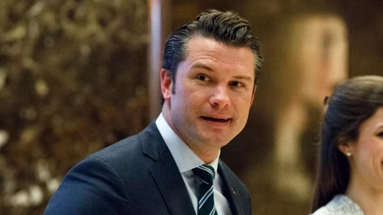 Tüm Müslümanları öldürün diyen Pete Hegseth, ABD Savunma Bakanı olarak görevine başladı
