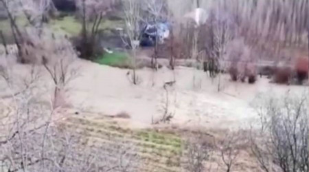 Tunceli'de Tağar çayı taştı