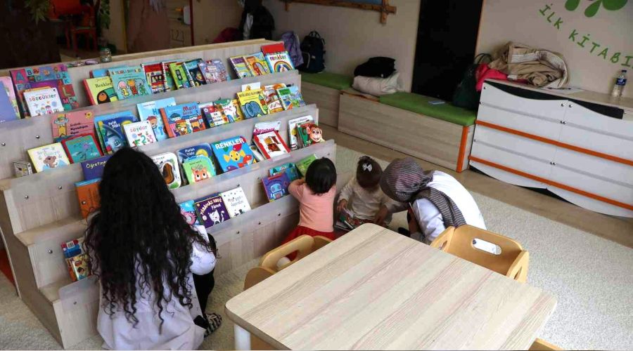 Türkiye'nin ilk bebek kütüphanesi