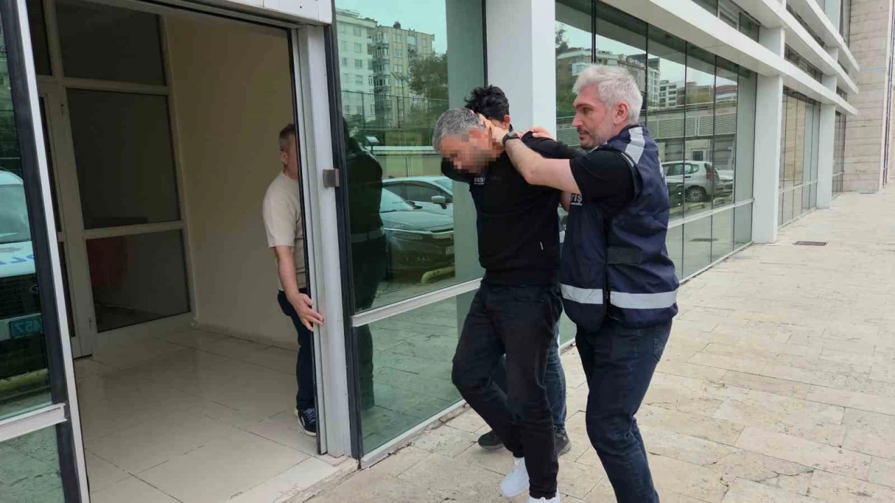 Türkiye'ye iade edilen cinayet zanlısı Samsun'a getirildi