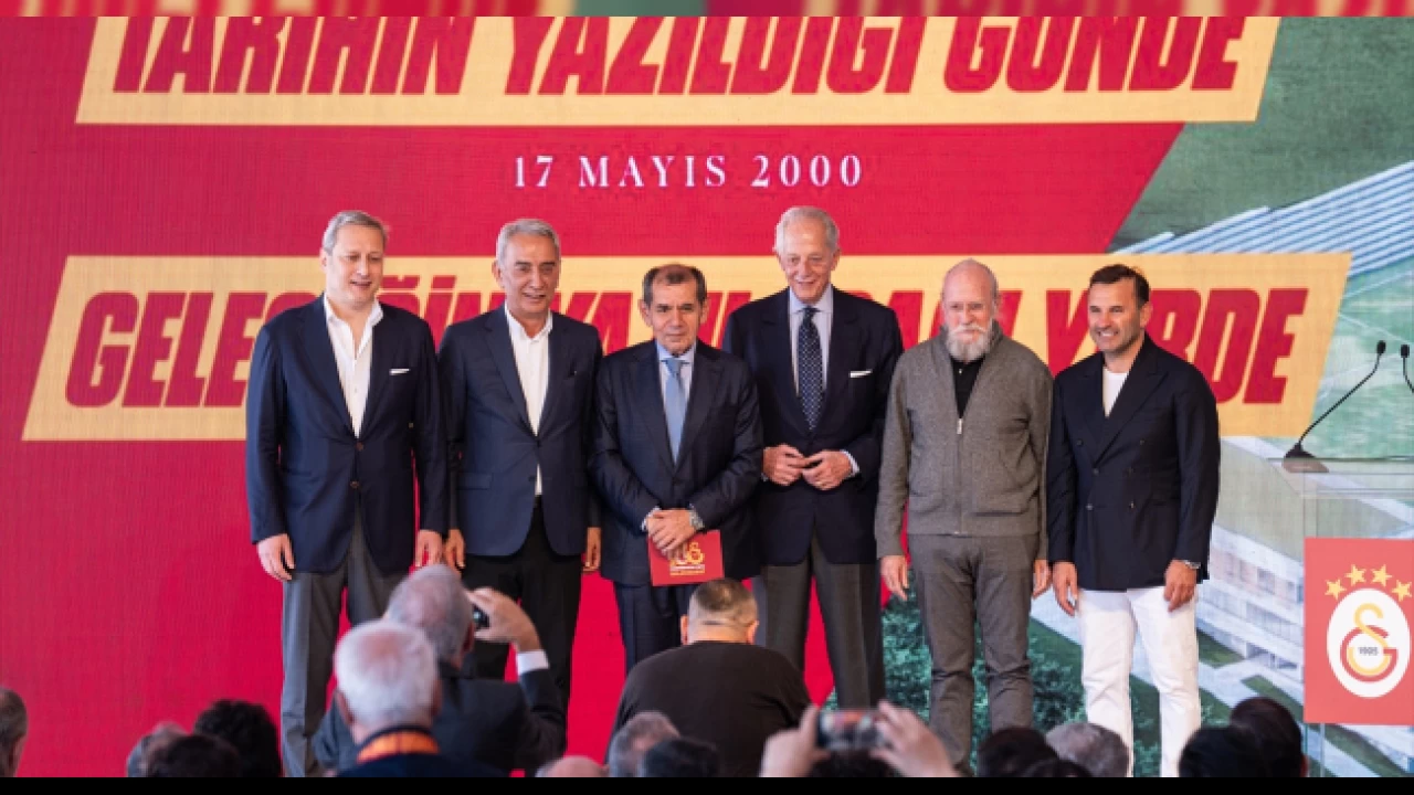 UEFA zaferinin 24. y�l�nda g�� g�sterisi