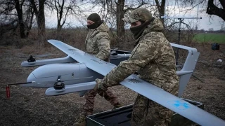 Ukrayna, Rusya'ya en az 556 dron ile sald�rd�: 3 �l�, 12 yaral�