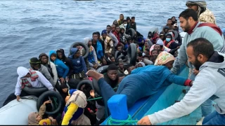 Ülke nüfusu 7 milyon, göçmen sayısı 2.5 milyon
