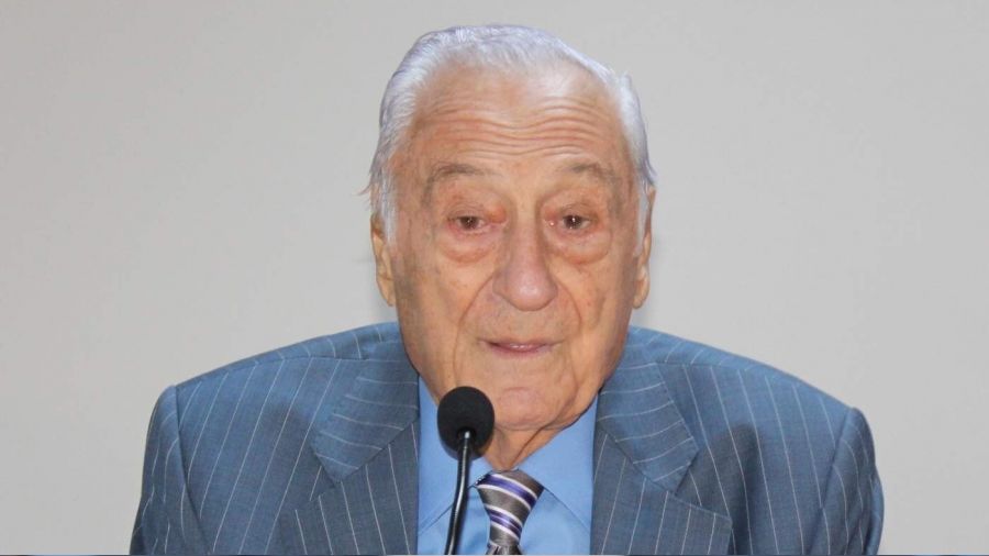 Ünlü sunucu Halit Kıvanç hayatını kaybetti