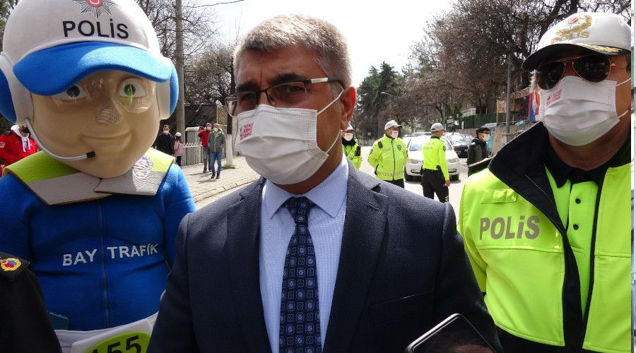 Vali Karab�k'teki art���n '�ngiltere kaynakl� mutasyonlu vir�s' oldu�unu a��klad�