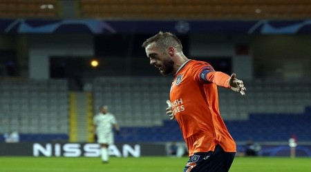 Visca 14. golünü Manchester United'a attı