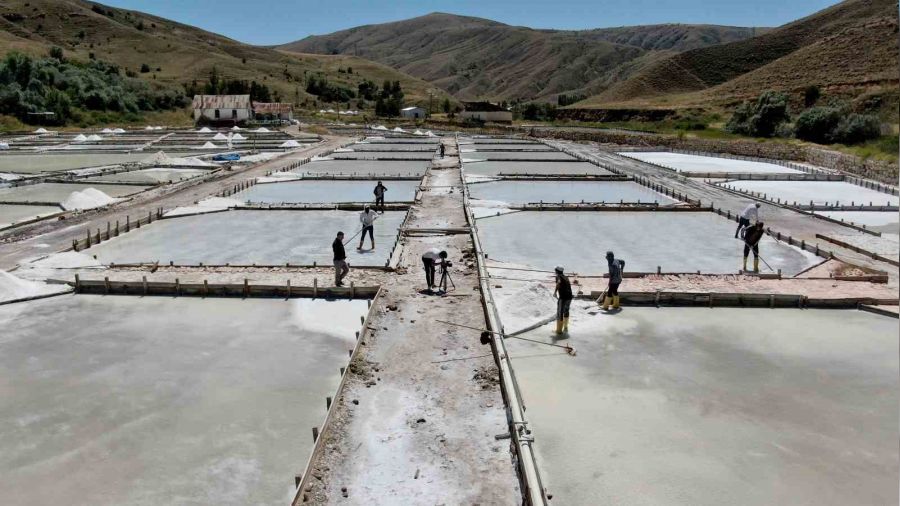 Ya�mur ya���lar� tuz hasad�n� d���rd�