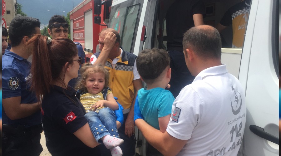 Yanmaktan son anda kurtarıldılar