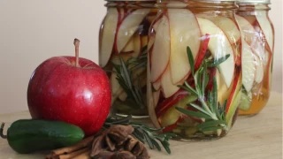 Yeni trend: Salk deposu Elma Turusu sofralarda