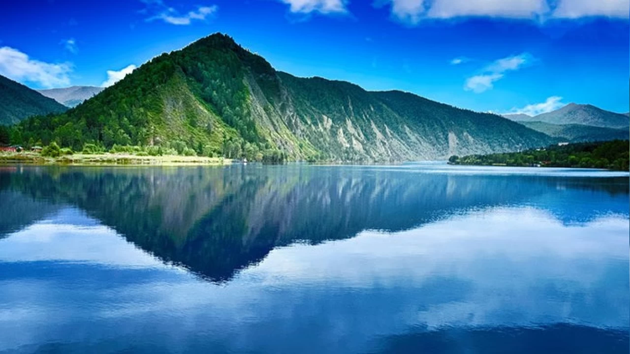 Yenisey Nehri ve doğal güzellikleri