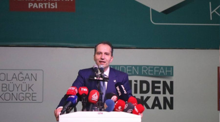 YRP genel başkanlığına yeniden Fatih Erbakan seçildi