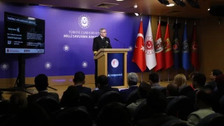 Yunan askerlerinin terbiyesizliğine cevap