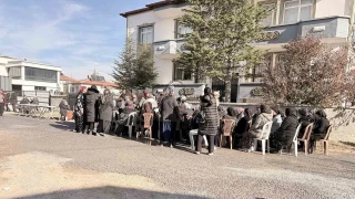 Zehirlenme felaketinde acl bekleyi sryor