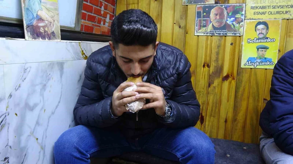 Zehirlenme haberleri Kilis'te sokak lezzetlerini vurdu
