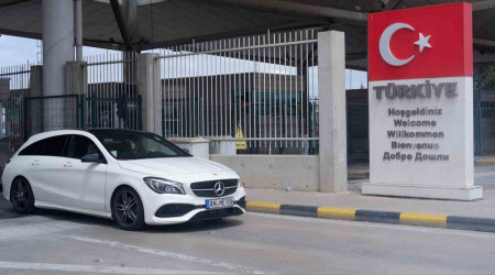 1 Euro 25 TL... Gurbetçilerin bayram için Türkiye'ye girişleri başladı