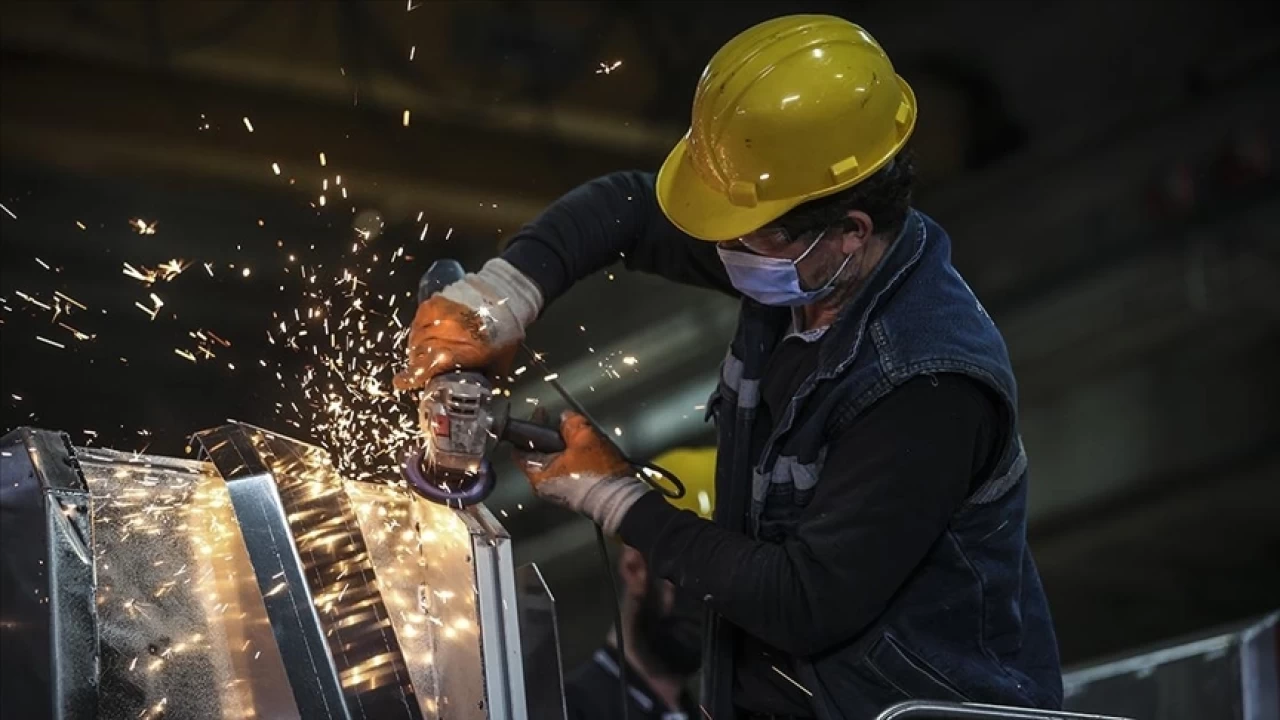 100 işçiden sadece 15'i sendikalı