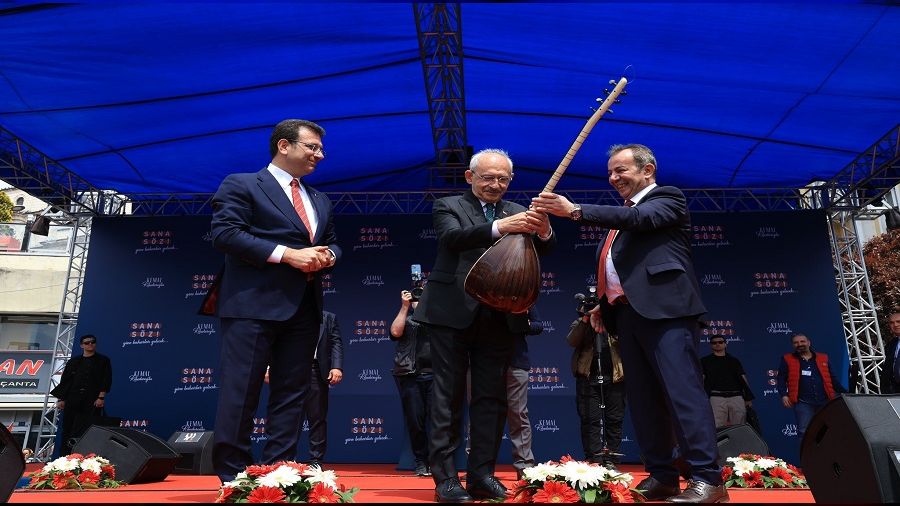 �3,6 milyon Suriyelinin T�rkiye�ye nas�l geldi�ini kim biliyor?'