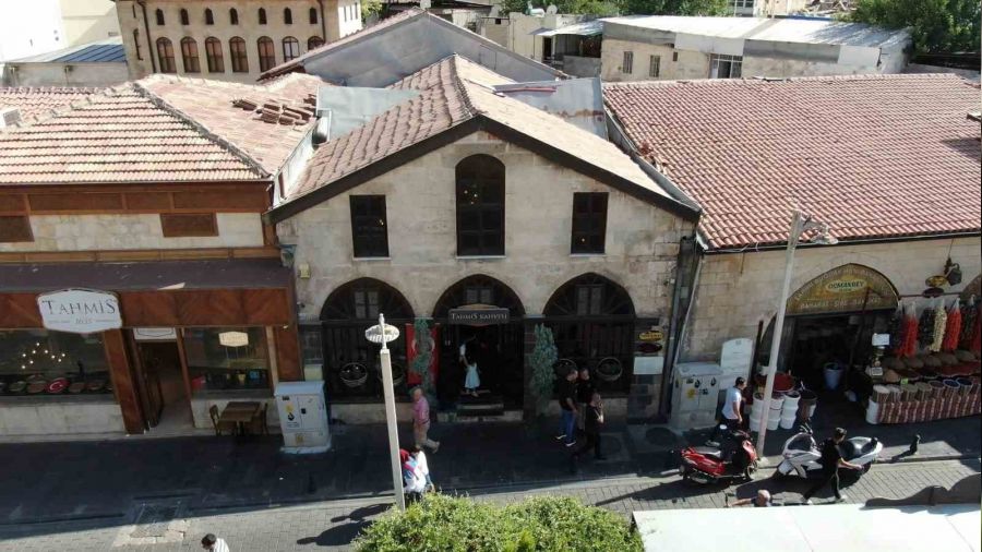 385 yıllık Tahmis Kahvesi depremde hasar almadı