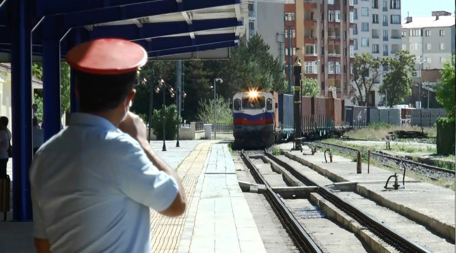 41 vagonlu 2 ihracat treni Erzurum'a ulaştı