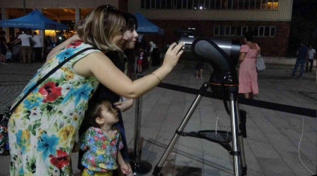 7'den 70'e herkes 'Gökyüzü Gözlem Geceleri' şenliğinde buluştu