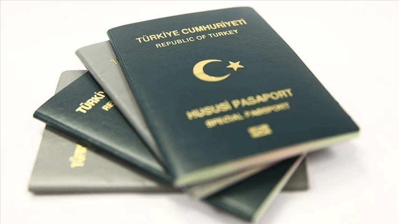 800 bin kişiye yeşil pasaport verme hazırlığı