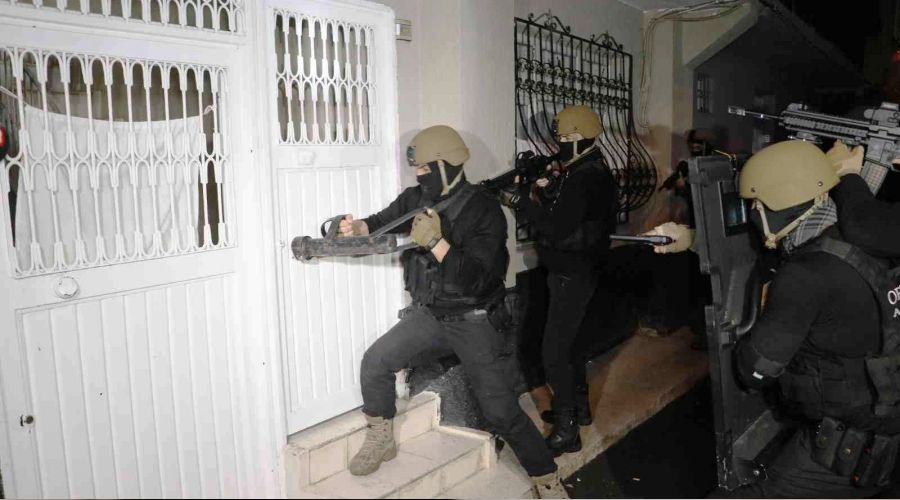Adana'da PKK/KCK operasyonu: 17 gözaltı kararı