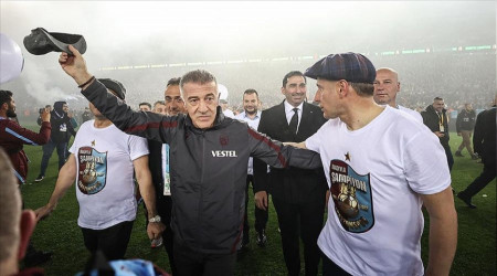 Ağaoğlu camiadan birer milyon lira istedi