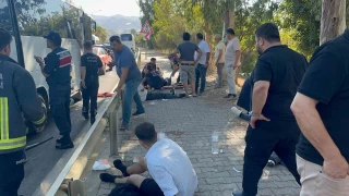 Alanya'da otobs ile midibs arpt: 2'si ar 15 yaral