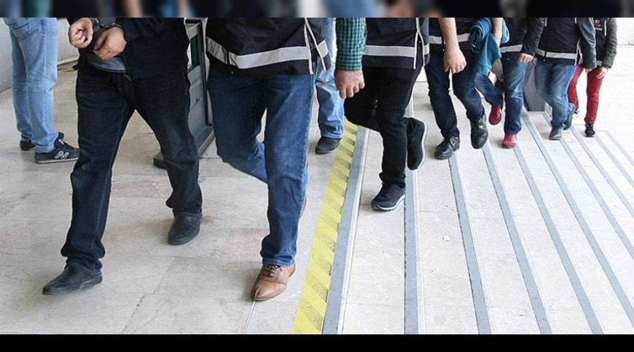 Almanları dolandıran çeteye operasyon