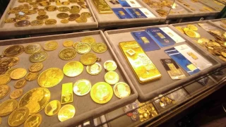 Altndan yeni rekor, ons altn ilk kez 4 bin dolar at