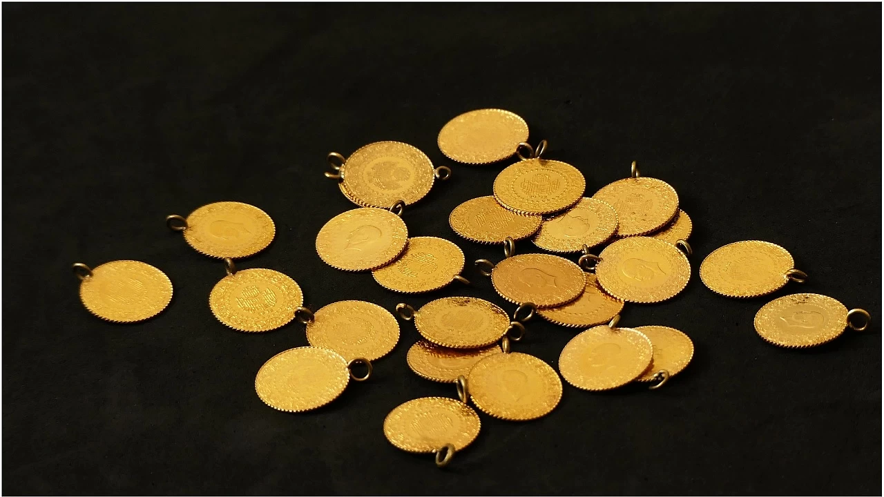 Alt�n�n gram� 3 bin 410 liradan i�lem g�r�yor