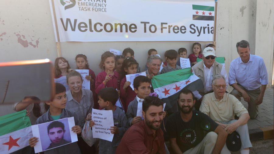 Amerikal�lardan kan g�l�ne �evirdikleri Suriye'ye insani (!) ziyaret