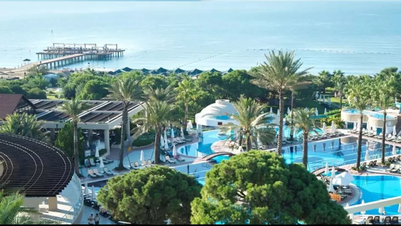 Antalya Otelleri ile Efsanevi Plajlar�n B�y�s�ne Kap�lacaks�n�z