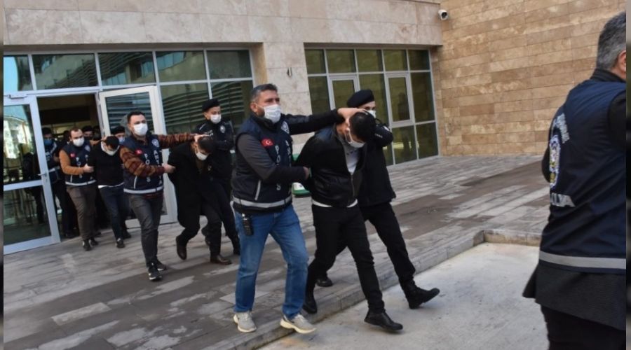 Antalya'da suç çetesi çökertildi