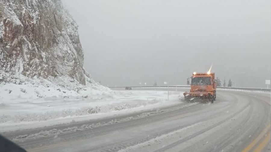Antalya'ya-Konya karayolunda kar ya����