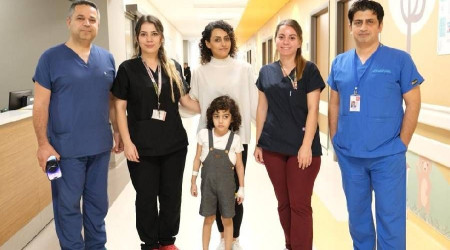 Aracn zerinden getii ocuun soluk borusu koptu, zorlu operasyonla salna kavutu