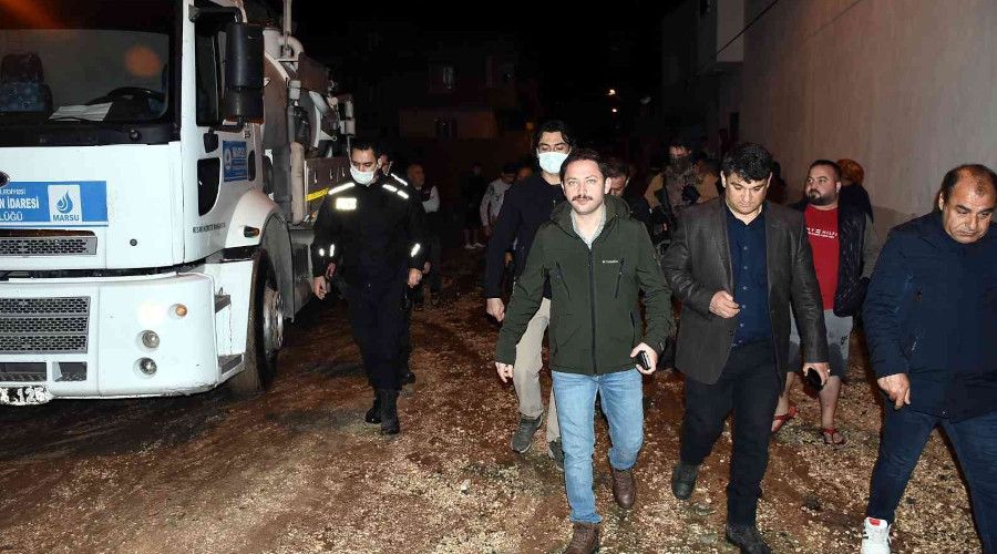 Artuklu ve Kızıltepe ilçelerine giden içme suyu hattında patlama