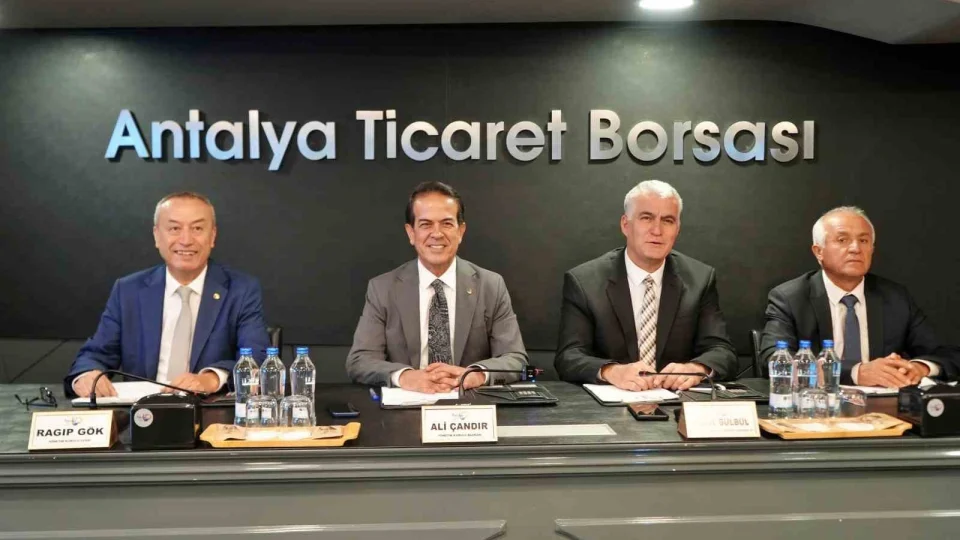 ATB'de seçim öncesi son mecliste üretici vurgusu