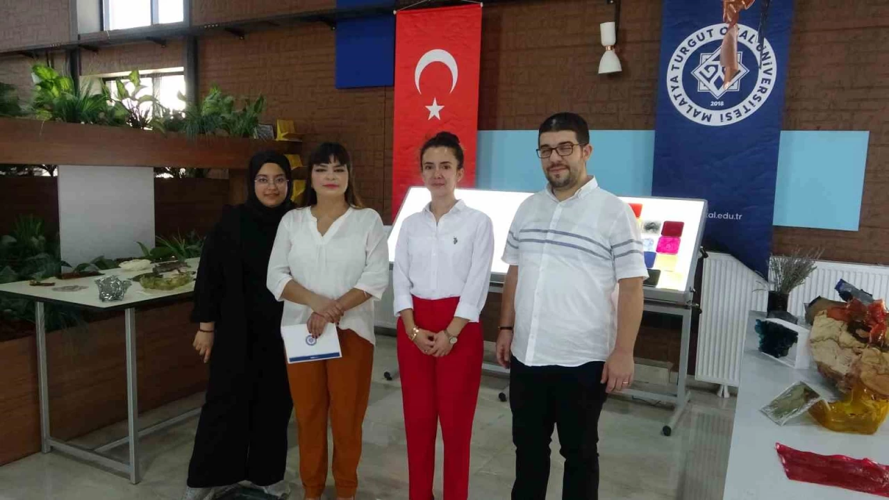 Atık malzemeler sanata dönüştü