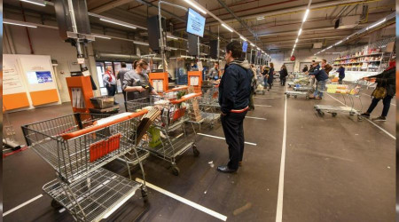 Avrupa'da marketlerden Rus malları kaldırılıyor
