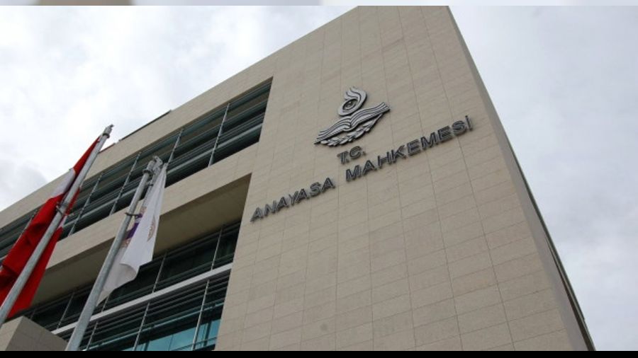 AYM'ye 450 bin bireysel başvuru yapıldı