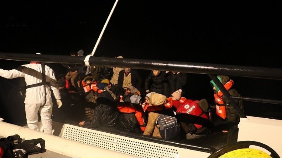 Ayvac�k a��klar�nda 106 ka�ak Afgan g��men yakaland�