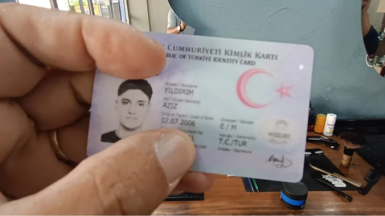 Aziz Yıldırım Galatasaraylı çıktı